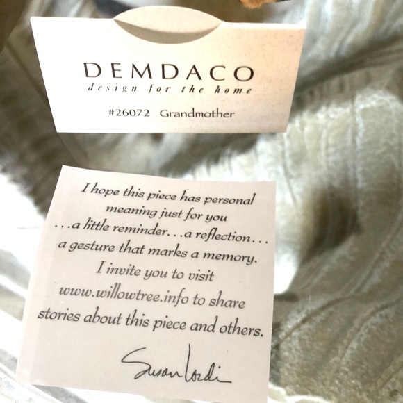 NIB WILLOW TREE Grandmother w/Baby FIGURINE - Picture 3 of 11